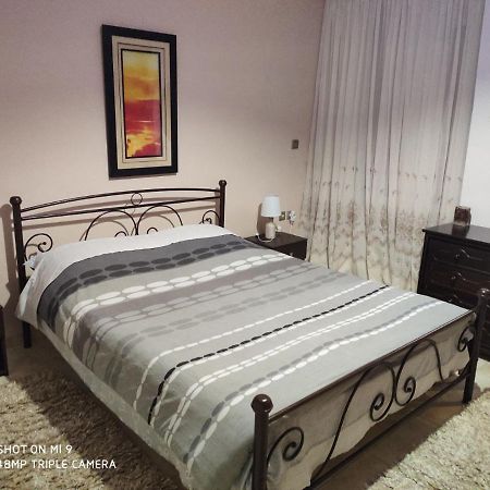 Airport'S Close, Cozy Flat For 6 Persons Apartment Markopoulo Mesogaias Luaran gambar