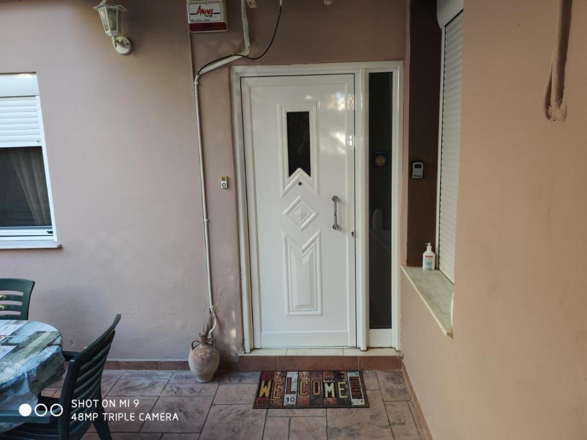 Airport'S Close, Cozy Flat For 6 Persons Apartment Markopoulo Mesogaias Luaran gambar