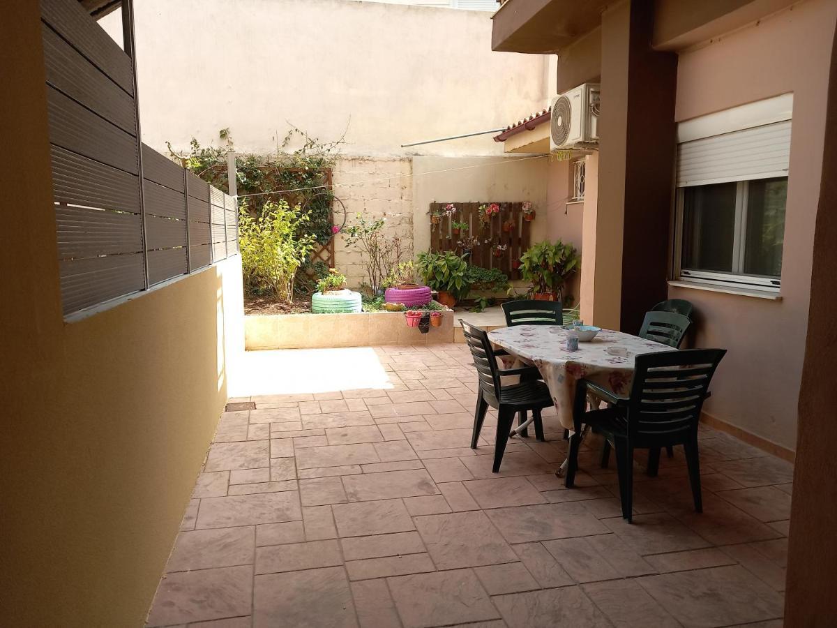 Airport'S Close, Cozy Flat For 6 Persons Apartment Markopoulo Mesogaias Luaran gambar